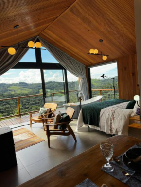 Cabana Nórdica com Maravilhosa Vista da Serra
